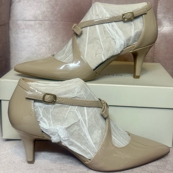 Bandolino Womens Movito Pump Size Bandolino Women's Movito Pointed